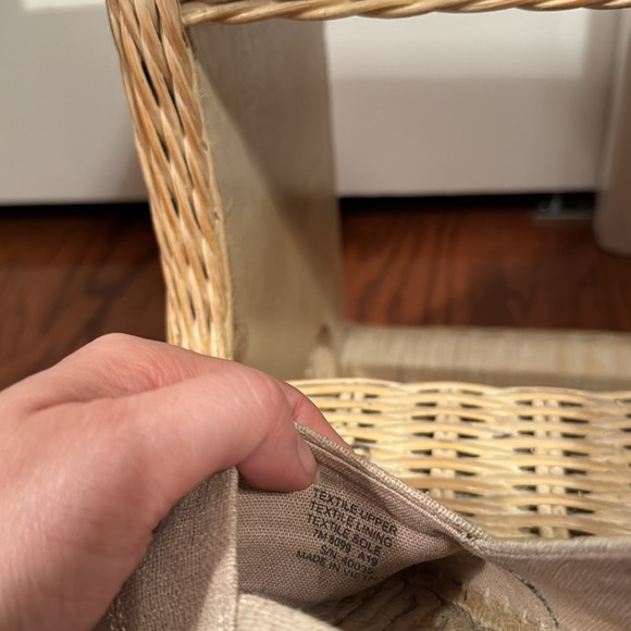 Tory Burch Weston Flat Espadrilles in Natural Linen, Size 7 - Picture 10 of 12